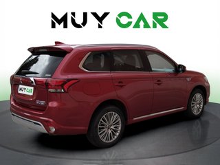 Mitsubishi Outlander 2.4 PHEV Kaiteki 4WD Auto 165 kW (224 CV)