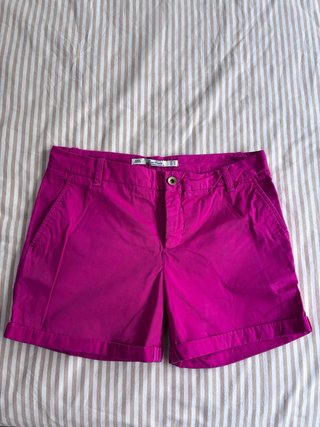 Bermudas fucsia