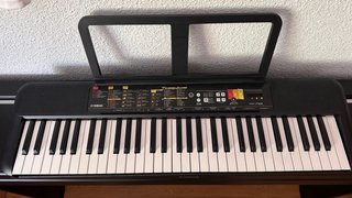 Teclado Digital Yamaha 61 Teclas. Modelo PSR F52