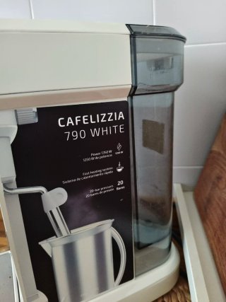 Cafetera Cecotec Cafelizzia 790 Blanca