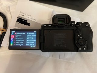 Sony A7 iv prezzo non trattabile