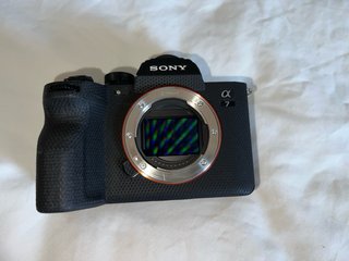 Sony A7 iv prezzo non trattabile