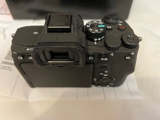 Sony A7 iv prezzo non trattabile