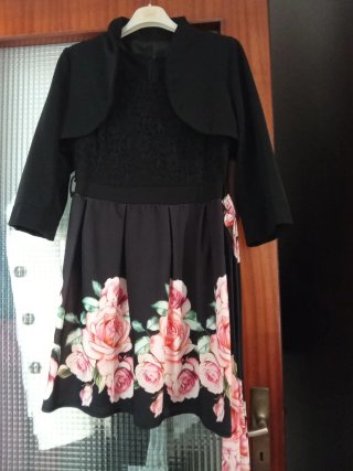 Vestito da cerimonia nero con rose