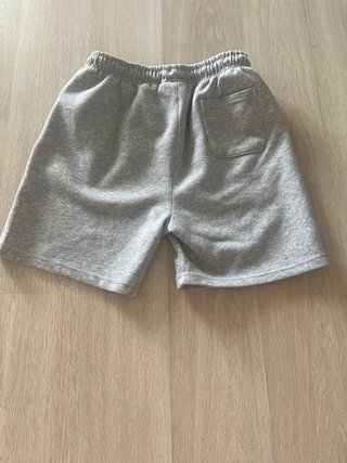 Pantalón corto Essentials gris talla 170