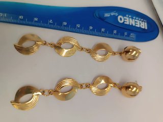 Pendientes largos vintage dorados