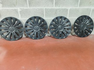 Juego de Tapacubos Tesla Model 3 higland 18"