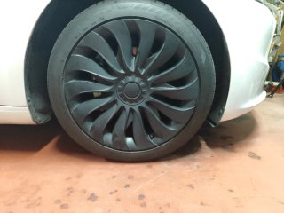 Juego de Tapacubos Tesla Model 3 higland 18"