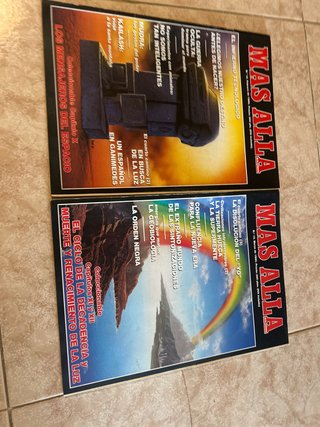 lote de 2 revistas originales Más Allá 12 y 13