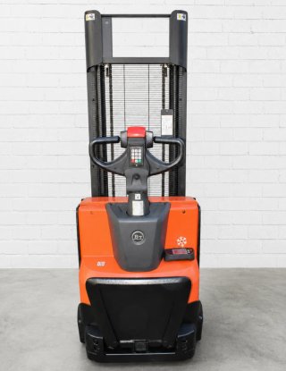 Apilador Eléctrico BT Staxio
