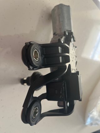 Motor limpiaparabrisas trasero Golf 6