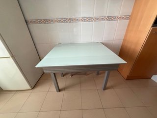 Mesa de cocina extensible cristal y metal