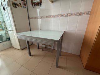 Mesa de cocina extensible cristal y metal