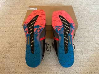 Adidas Terrex Speed Pro 44 (US10). Muy buen estado