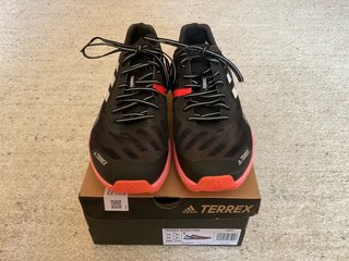 Adidas Terrex Speed Pro 44 (US10). Muy buen estado