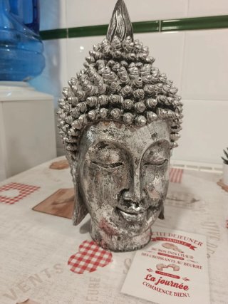 Cabeza de buda