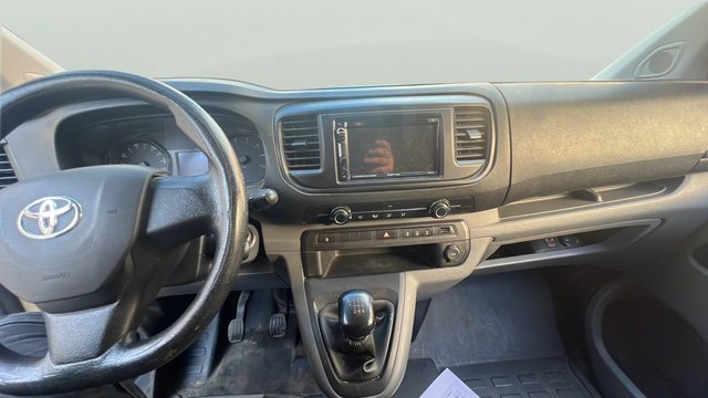 Toyota Proace Verso Combi 1.6D Shuttle 85 kW (116 CV)