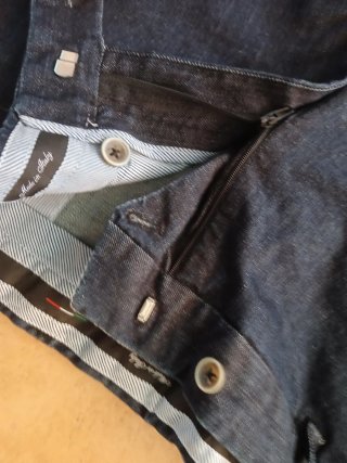 Pantaloni blu