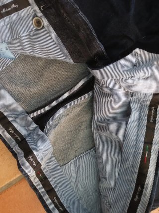 Pantaloni blu