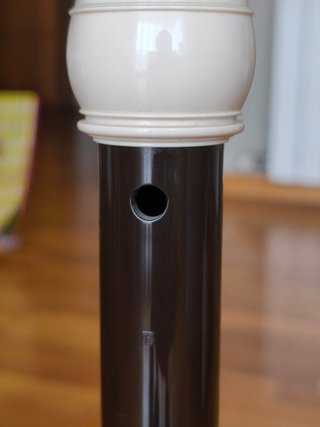 Flauta dulce Yamaha negra YRT-304BII con funda