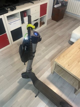 Patinete eléctrico. Cecotec bongo