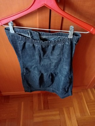 Vestido vaquero sin tirantes con cremallera