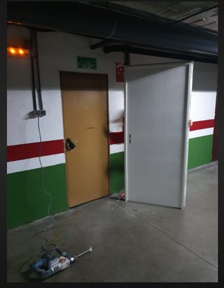 Montaje de puertas y ventanas