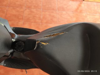 Piaggio Beverly 125 Scooter