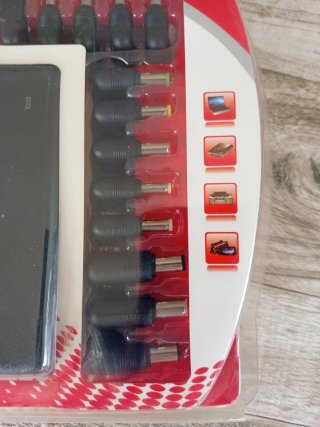 Cargador Universal Portátil 90W