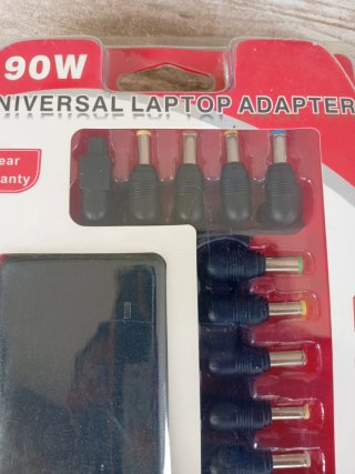 Cargador Universal Portátil 90W