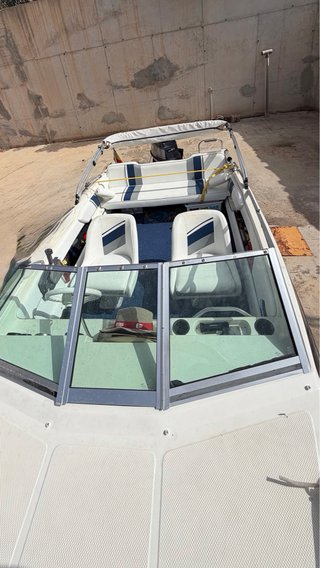 Barco Glastron La Raya 470