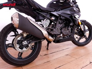 BMW G 310 R