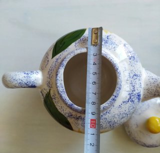 Teiera e zuccheriera in ceramica - decorazioni con