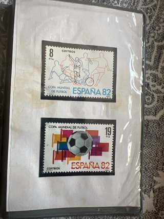 Cartera Mundial España 82 Monedas y Sellos