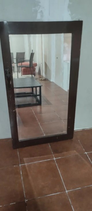 Espejo de madera de puerta vintage
