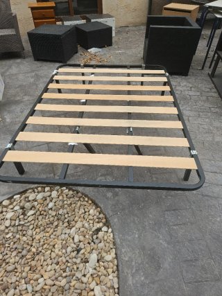 Somier 135cm Metal y Madera