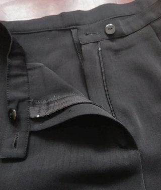 Pantaloni neri eleganti