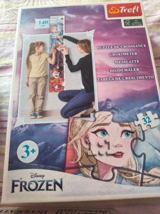 Lote Frozen: Puzzle 104 peças e Régua