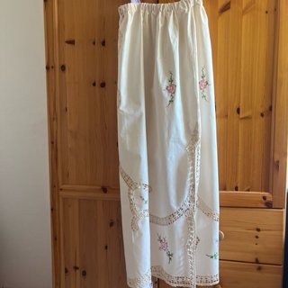 Abito in cotone ricamato, punto croce e