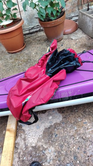 Kayak de fibra 19kg con pala y chaleco