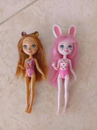 Muñecas Enchantimals Conejita y Leopardo