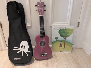 Ukelele Octopus Soprano + Funda + Libro