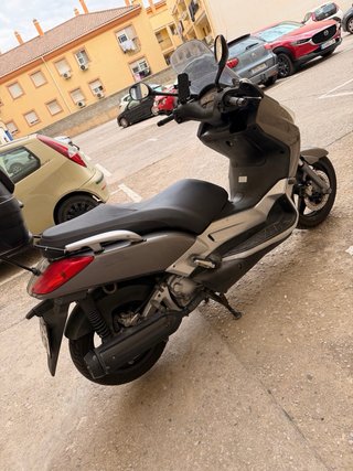 Yamaha XMAX 250 cc Maxi Scooter