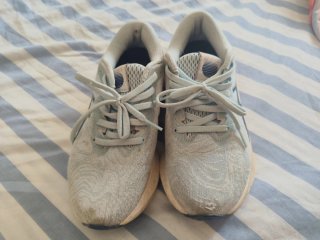ASICS Novablast 3 Beige/Teal