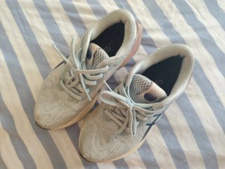 ASICS Novablast 3 Beige/Teal