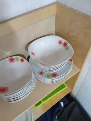 Juego de platos de cerámica