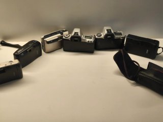 Lote 4 fotocamere + 2 corpi Canon.