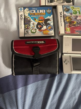 Nintendo DS Plata con funda y 3 juegos