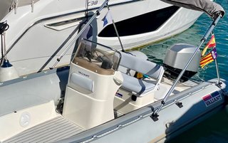 Lancha Valiant 520 motor Mariner 60 4t