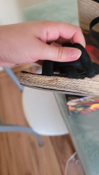 Sandalias cuña negras chika10